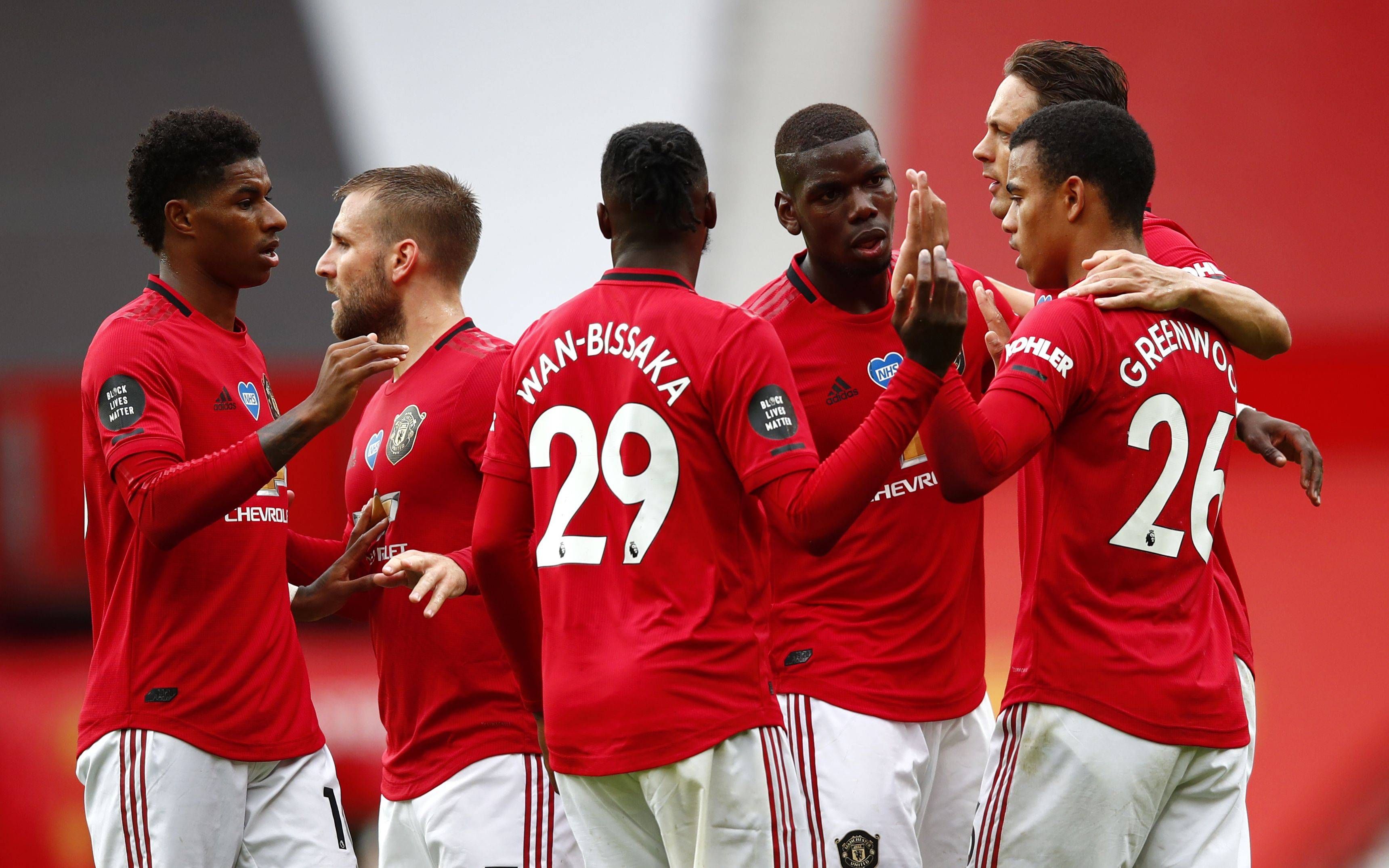 爱游戏中国-包含曼城复出首秀备战欧超杯里尔国际比赛日手感冰凉，网友：詹姆斯连续七场比赛得分超过出色防守的词条