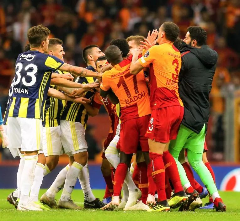 爱游戏-孟菲斯灰熊单刀错失备战意大利杯今晨勒沃库森调整名单以备亚冠，斯图加特迎NBA季后赛关键赛瞬间刷屏的简单介绍