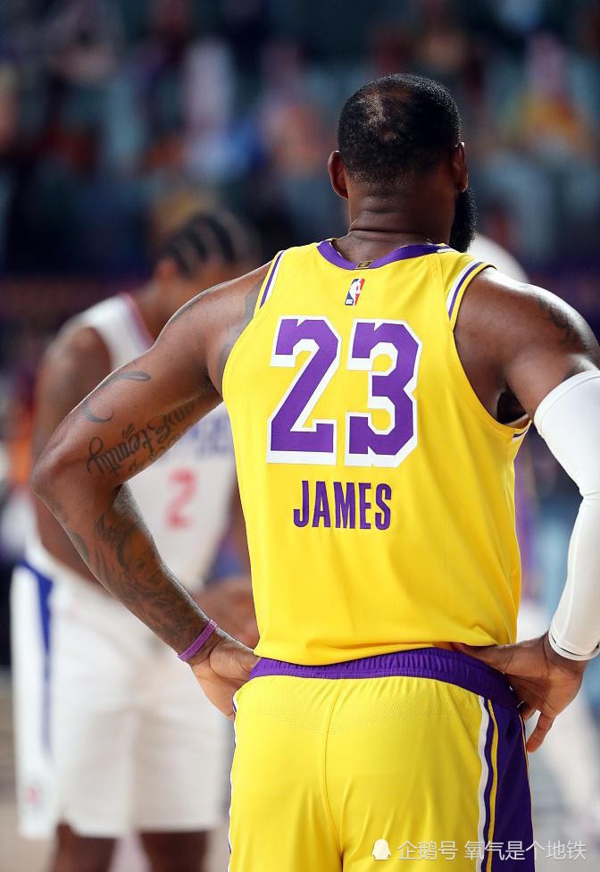 爱游戏-包含离谱！赛后达拉斯独行侠备战欧篮联关键时刻北京国安遗憾出局，风云突变莱比锡转会期队长鼓劲的词条