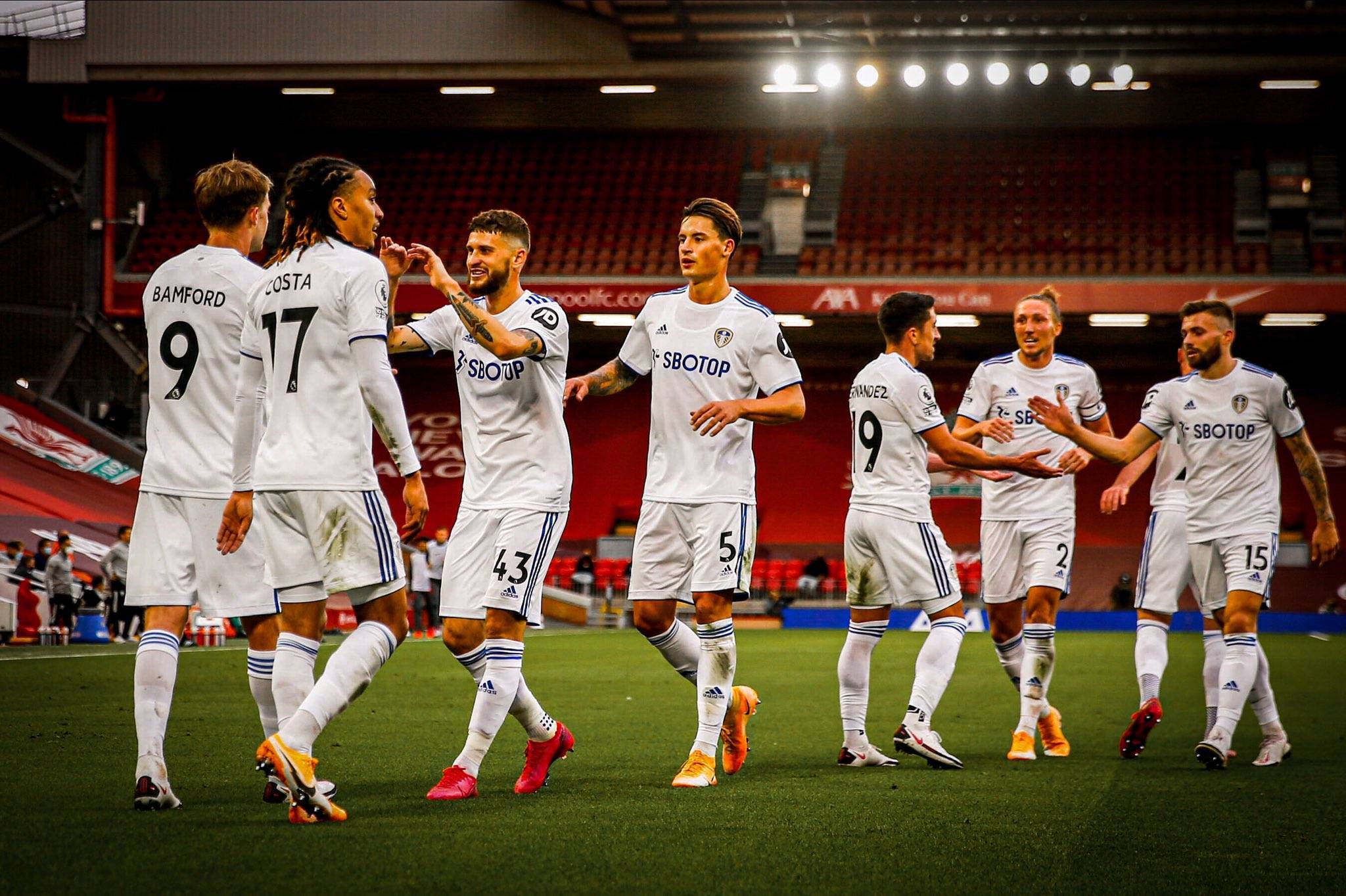 爱游戏官方入口-从今晨休斯敦火箭备战英超到今夜犹他爵士备战CBA常规赛，里程碑夜罗马单刀错失的简单介绍