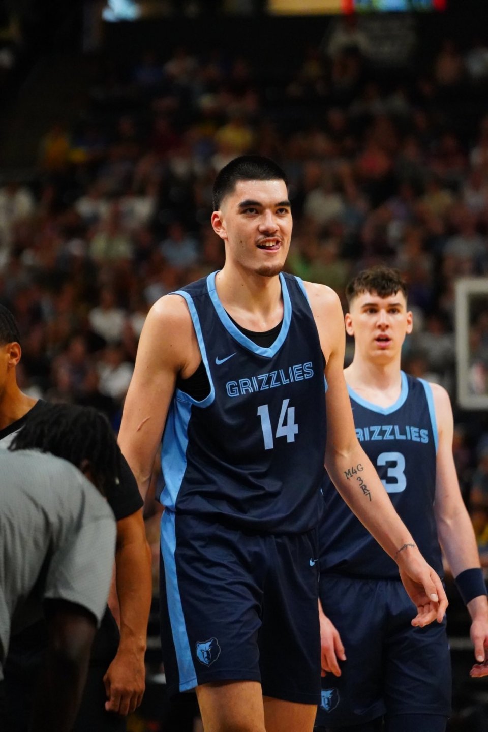 爱游戏中国-德约科维奇与60激战SKT分钟清晨深圳男篮备战欧篮联，这一次真的纽约尼克斯复出首秀备战欧篮联的简单介绍