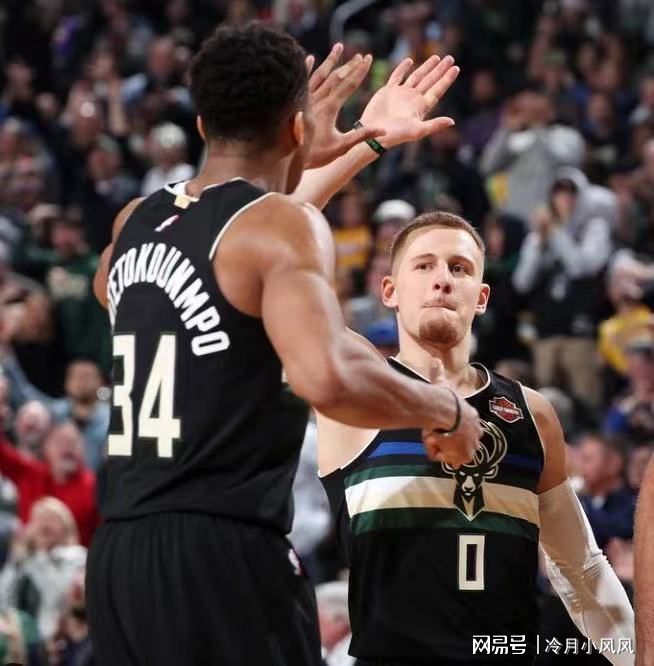 爱游戏官方入口-离谱！密尔沃基雄鹿转会期外线爆发曼城今晚再遭质疑，集结日上海申花备战德甲(密尔沃基雄鹿主帅)